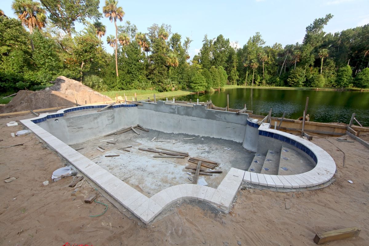 construction piscine béton
